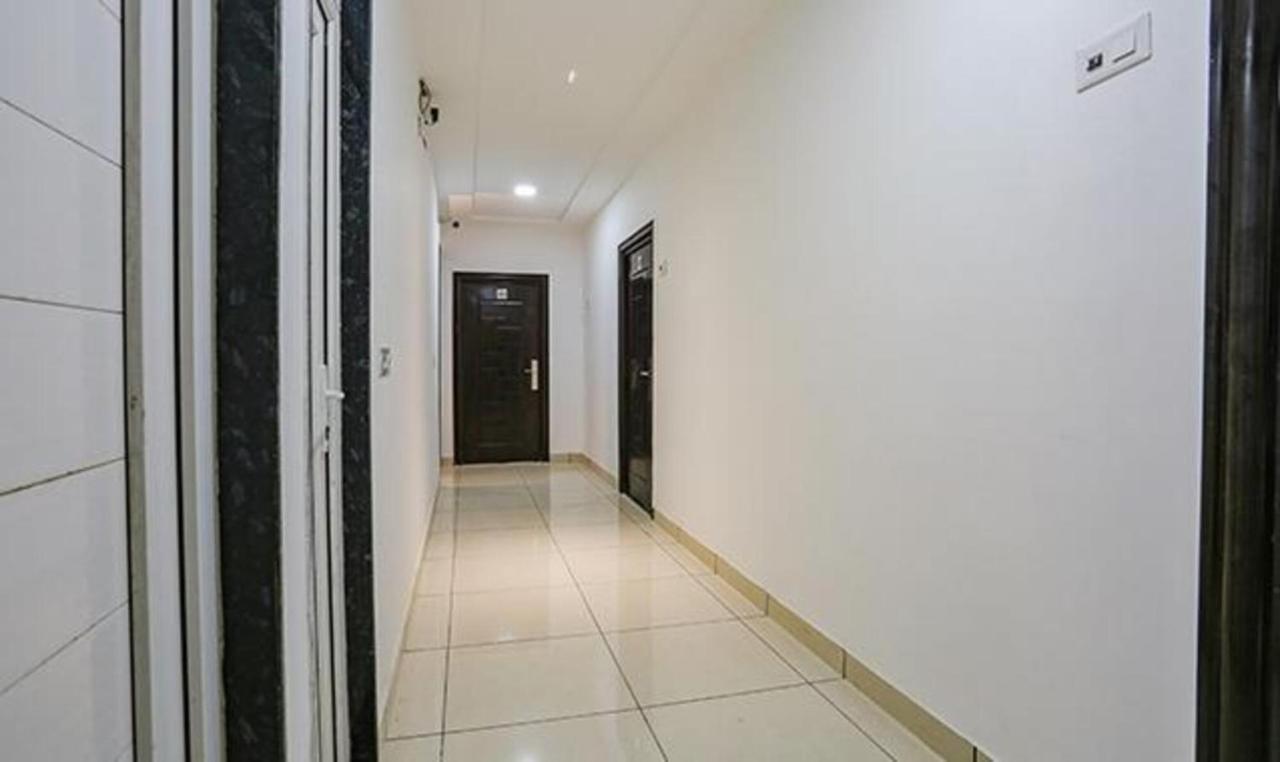 Fabexpress Shine Hotel